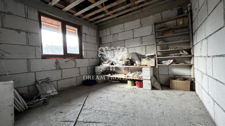 Casa individuala 6 camere, teren 700 mp, zona Dezmir - 8