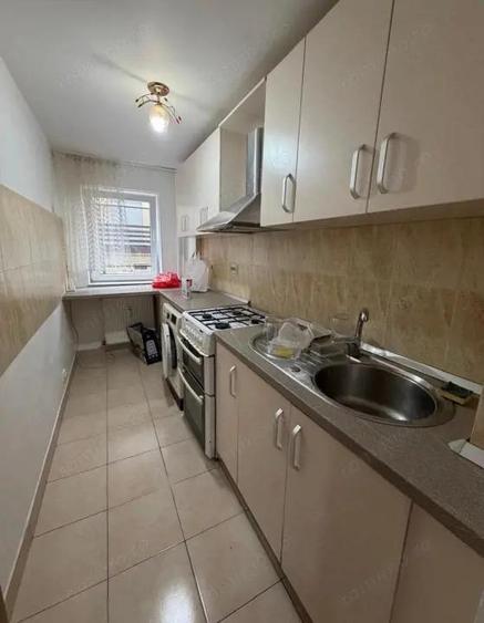 Garsoniera, parter ,Radauti - 4