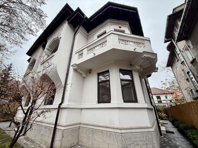 Capitale / Vilă interbelică restaurată - 1