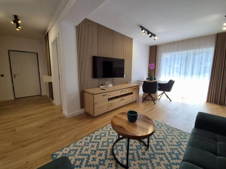 Apartament modern, 2 camere, etaj 2, lift, la cheie, zona Eroilor - 4