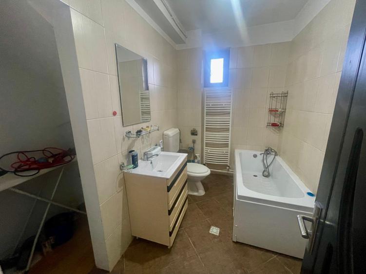 Casa individuala P+1+M situata in sector 4 Drumul Binelui - 21