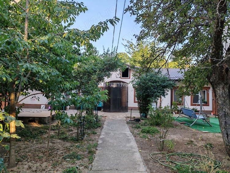 Casa de vanzare