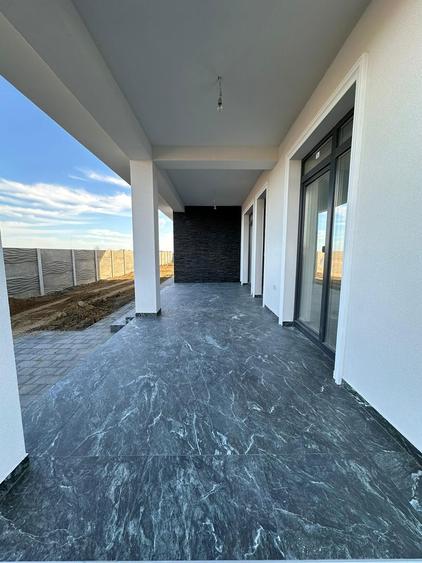 De vanzare casa cu 4 camere - 4