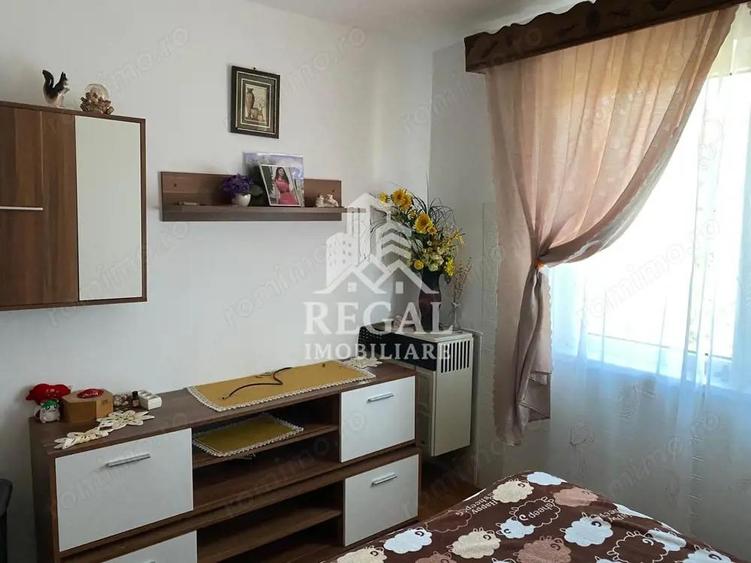 Apartament cu 2 camere semidecomandat Zona Micro 5/2 - 8