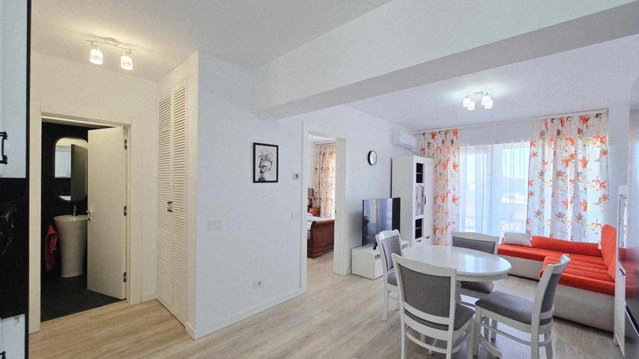 Apartament cu 2 camere nedecomandat în Nufărul