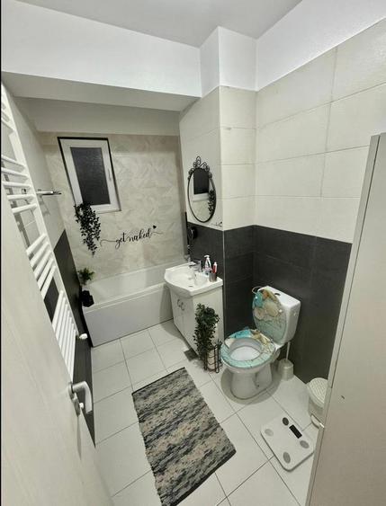 Inchiriez Apartament 2 Camere - 3