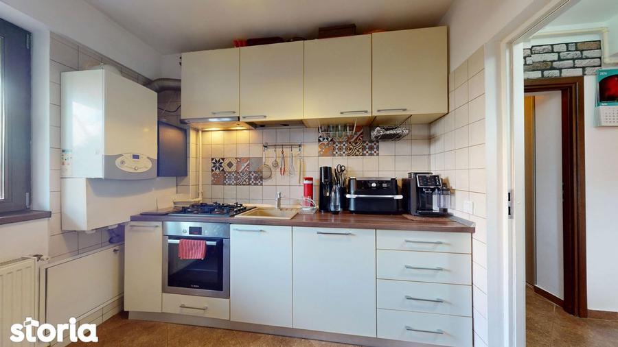 Apartament 4 camere + curte proprie Locatie excelenta Brancoveanu - 13