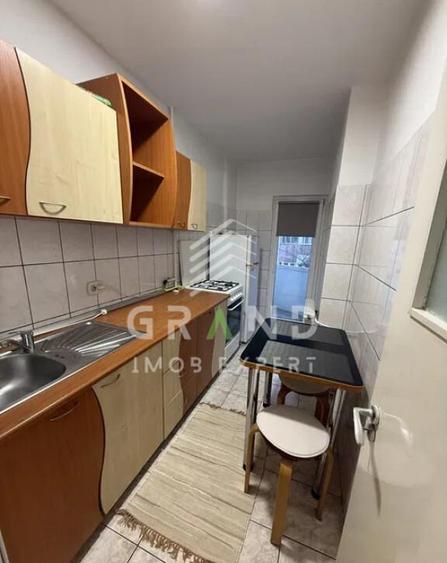 GARSONIERA | Balcon | Etaj 2 | Aproape de centru | Gheorghe - 1