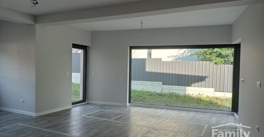 VILA de LUX in Burdujeni - 22