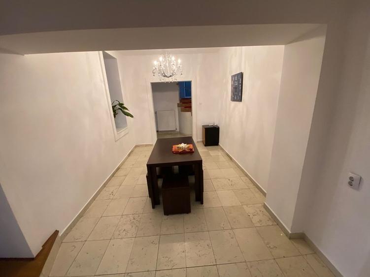 Vilă zona Liviu Rebreanu - 12