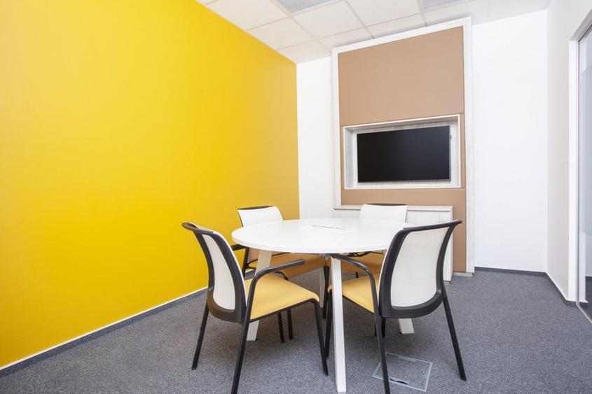 Spațiu de birou privat pentru 5 persoane în Regus Sun Business Centre - 8