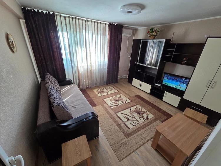 PROPRIETAR vand apartament 2 camere, etaj intermediar - bloc O7 - 3
