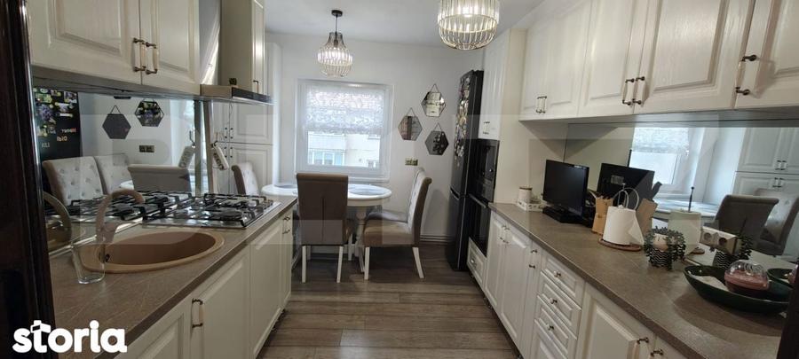 Apartament spatios cu 4 camere, complet mobilat si renovat modern, zon - 1