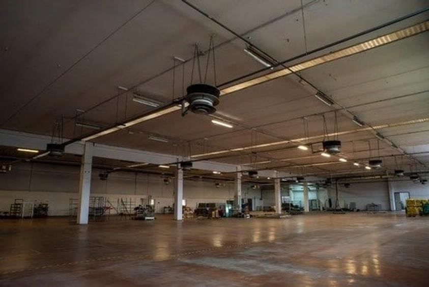 HALA ALBASTELELOR DE VANZARE/INCHIRIAT - 10