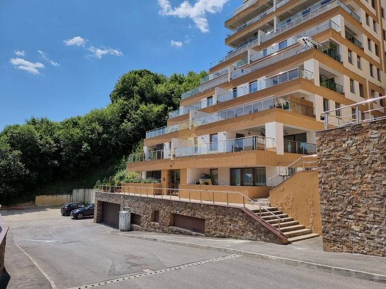 Garsonieră în Seasons Residence, 40 mpu , 28 mp terasa, Dupa Iniste - 1