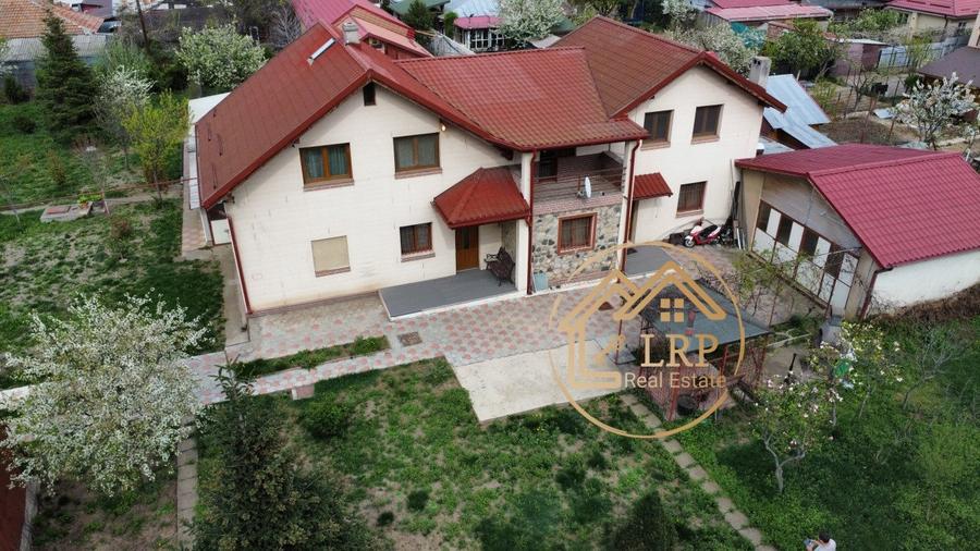 [DOMENIU PRIVAT] Vila deosebita in Inima Orasului Voluntari | Teren 2.500 mp | - 36