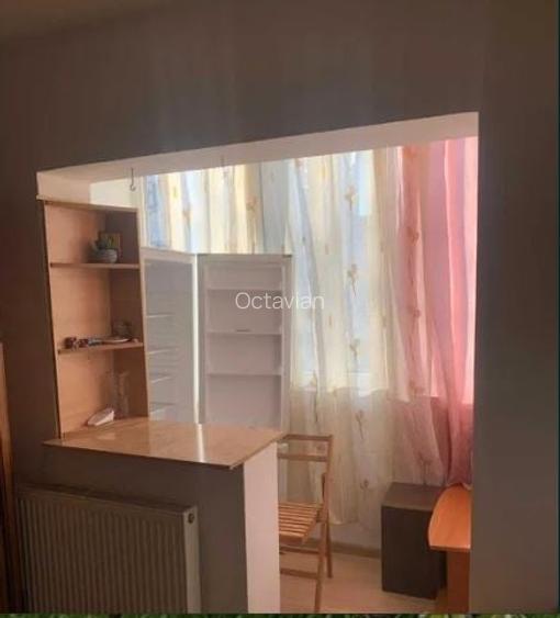 Garsoniera de vanzare etaj intermediar Marasti
