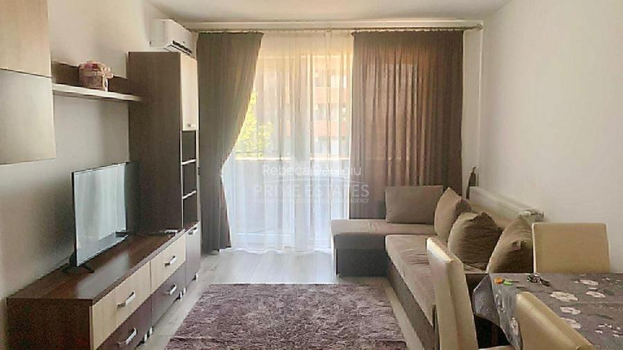De inchiriat Apartament 3 camere-Zona Prima Universitatii, loc parcare