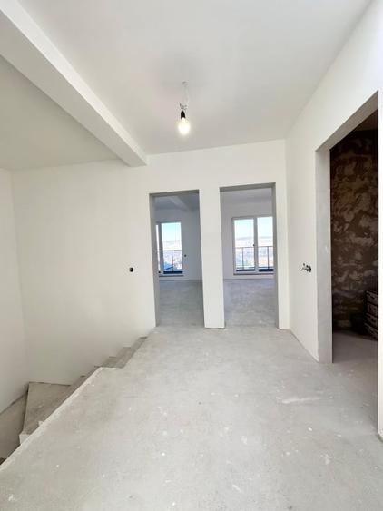 Duplex de vanzare, 3 nivele, 170 mp, teren 270 mp, zona Narciselor - 5