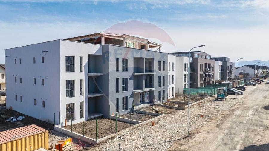 Apartament Studio 42 mp Sanpetru-Brasov Comision 0 - 4