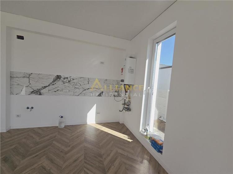 Casa individuala- 4 camere- 371mp teren- placa de beton - 3