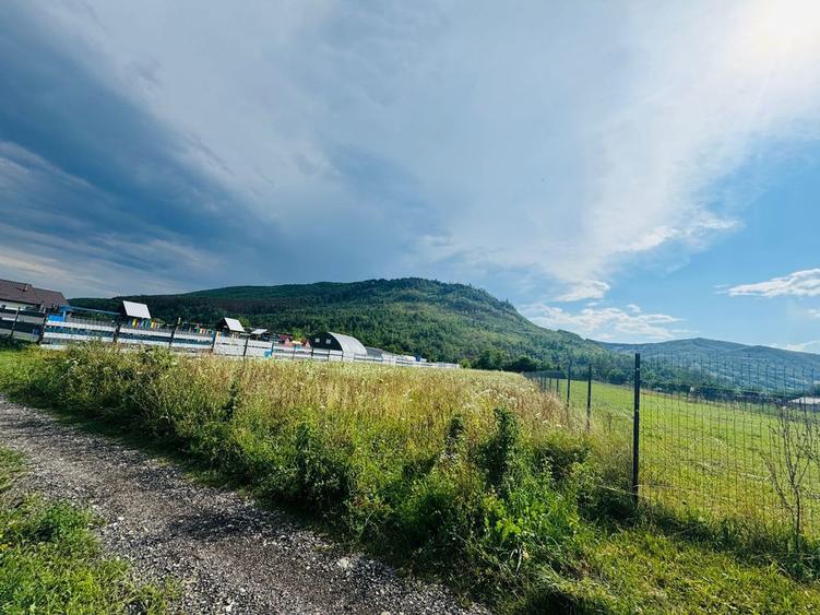 Teren intravilan - 3