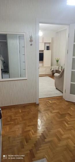 garsoniera cu centrala proprie in zona titan aproape de metrou - 1