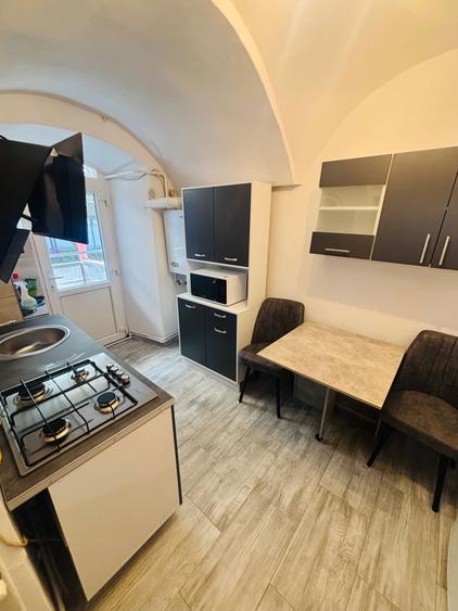 Garsoniera de inchiriat - 5