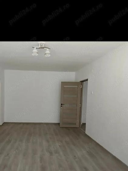 Apartament de vanzare Andrei Mure?anu, etajul 2 - 5