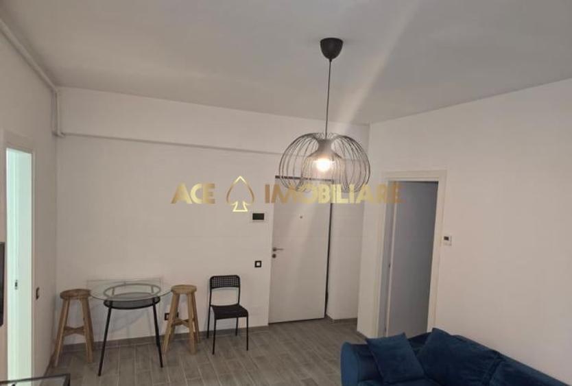 Apartament cu 2 camere semidecomandat, mobilat în Băneasa
