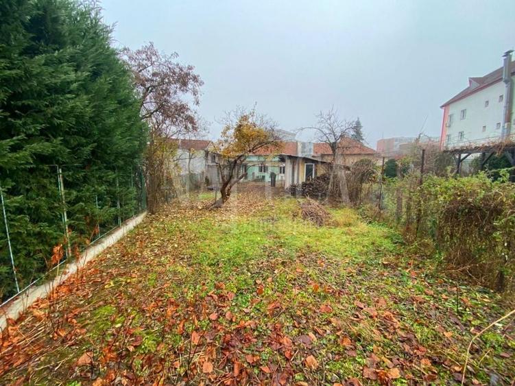 Casă individuală cu 3 camere cu Canalizare în Gheorgheni