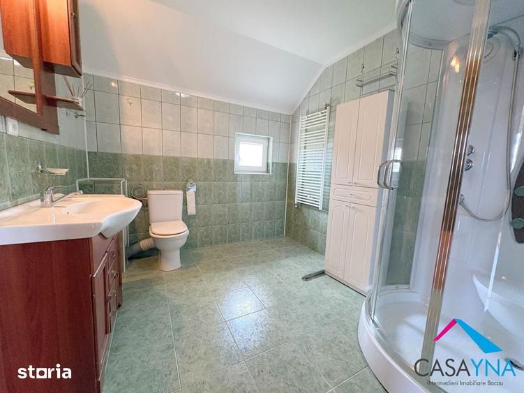 Casă cu 5 camere cu Teren 378 Mp în Șerbănești