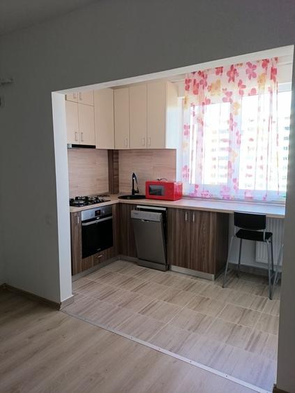 Apartament cu 2 camere decomandat în Berceni