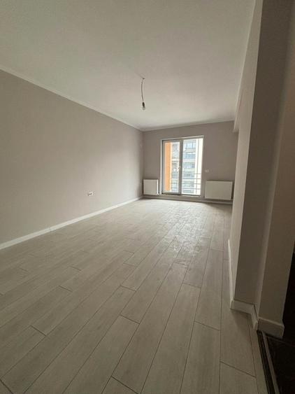 Apartament cu 2 camere decomandat în Dobroești