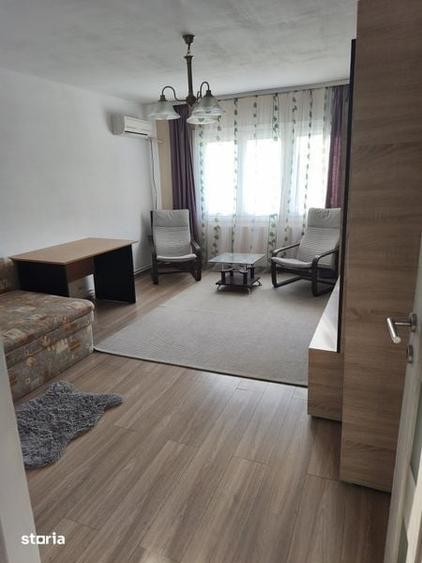 Apartament cu 2 camere decomandat în Bucovina