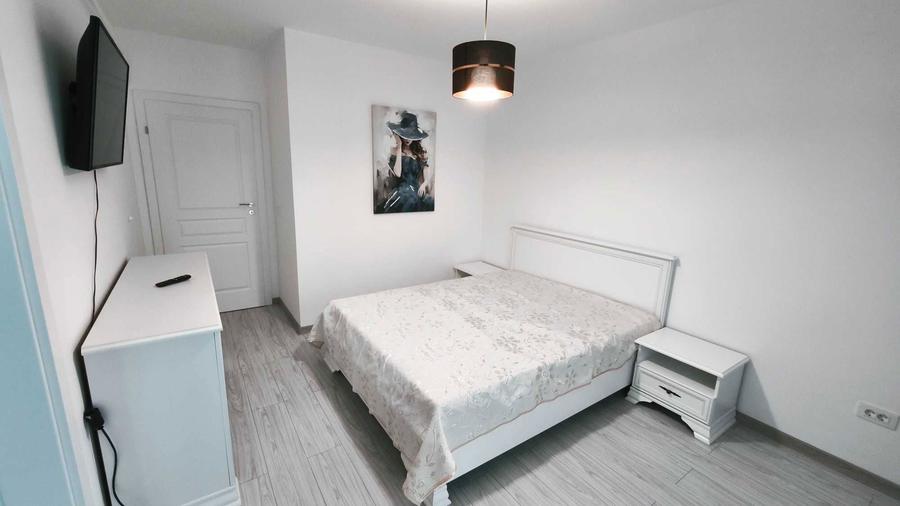 Garsonieră decomandată în Valea Adâncă