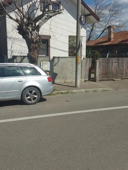 Casă cu 3 camere cu Teren 230 Mp în Central