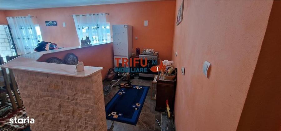 Casă cu 4 camere în Șard