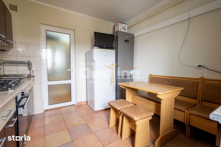 Apartament cu 2 camere decomandat, mobilat în Târgu Cucu