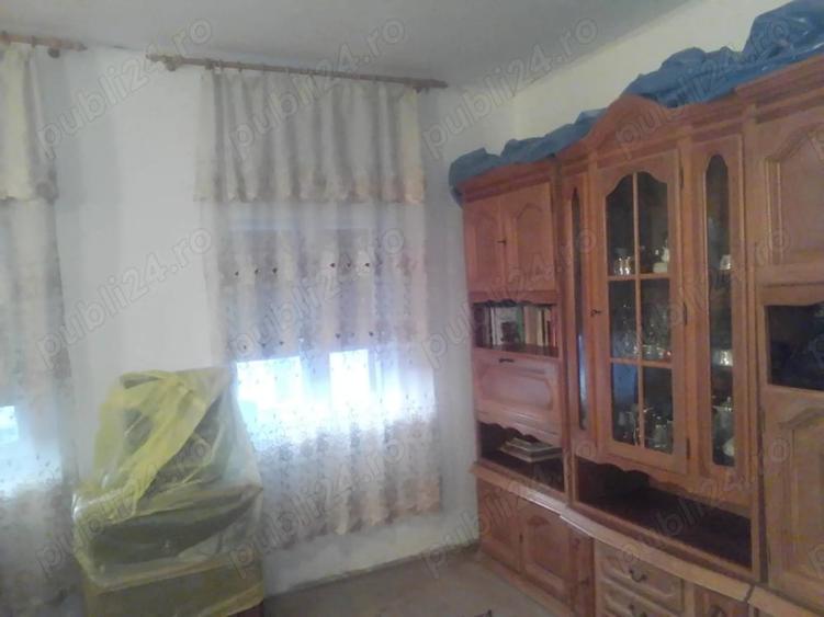 Casă cu 4 camere cu Teren 417 Mp în Schei
