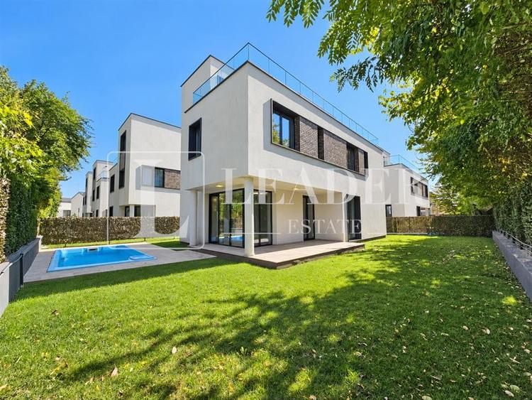 Casă cu 5 camere cu Teren 400 Mp în Pipera