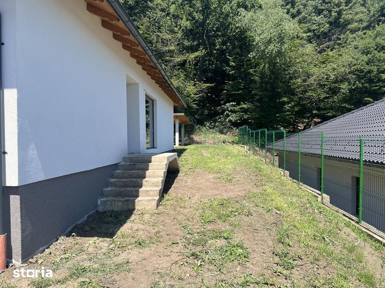 Casă cu 4 camere cu Teren 500 Mp în Baciu