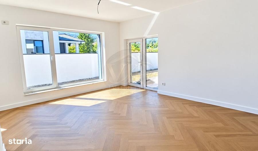 Casă cu 4 camere cu Teren 375 Mp în Șugag