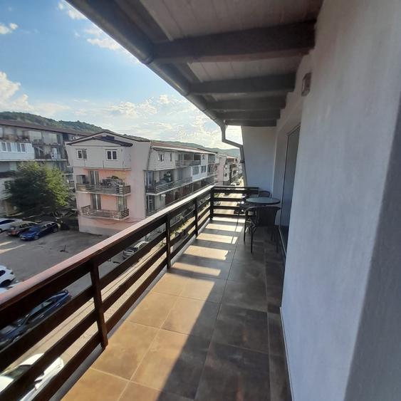 Apartament cu 2 camere decomandate 50mp plus 3 terase zona Eroilor - 5