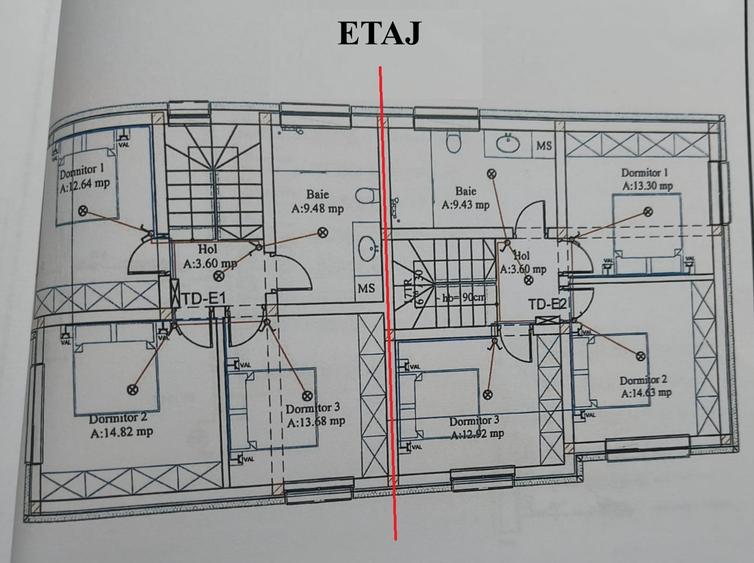 Duplex cu 4 camere decomandat cu Canalizare în Central