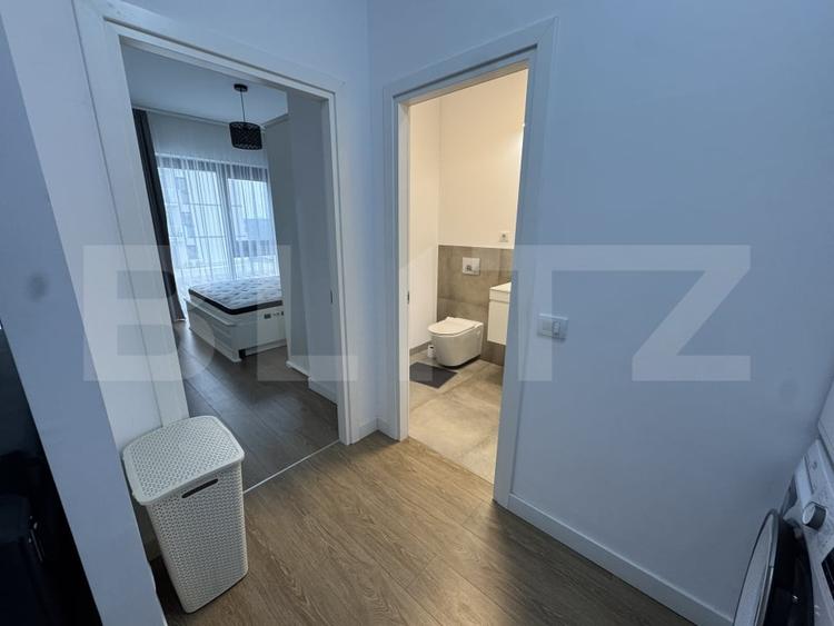 Apartament cu 2 camere semidecomandat, mobilat în Baza 3
