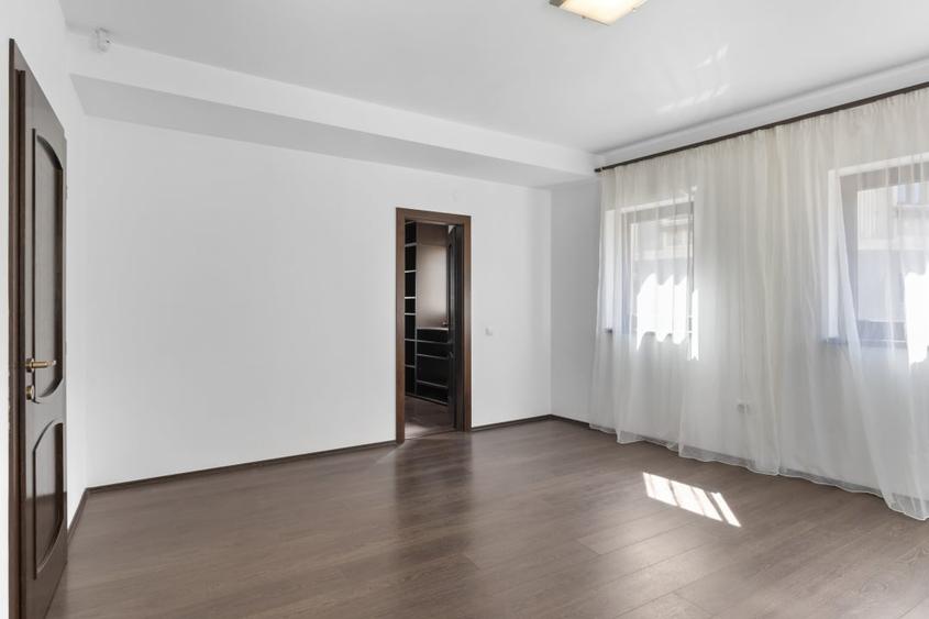 Casa cocheta intr-un cartier cu farmec istoric,  constructie 2015 - 9