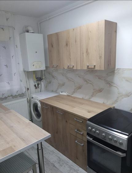Vand apartament 3 camere, confort 1, partial parter, etaj 1, Argesului, Cornisa 400 m UMF - 1