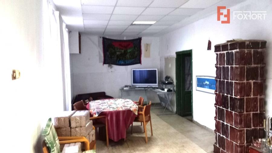 Casa individuala + hala de vanzare in Grabat - 26