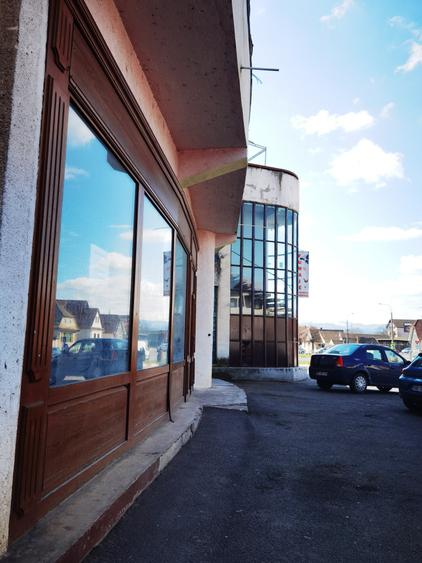 Spații Comerciale cu Vitrină Stradală – Vad Premium în Sibiu - 11